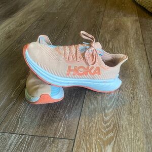Women’s hoka